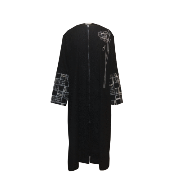 CLAUDIA OUTER